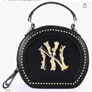 NY Woman Handbag/Purse